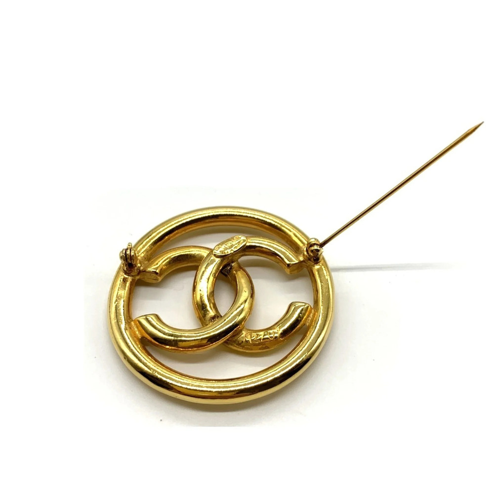 CHANEL Authentic Gold Logo Brooch - Picture 5 of 6
